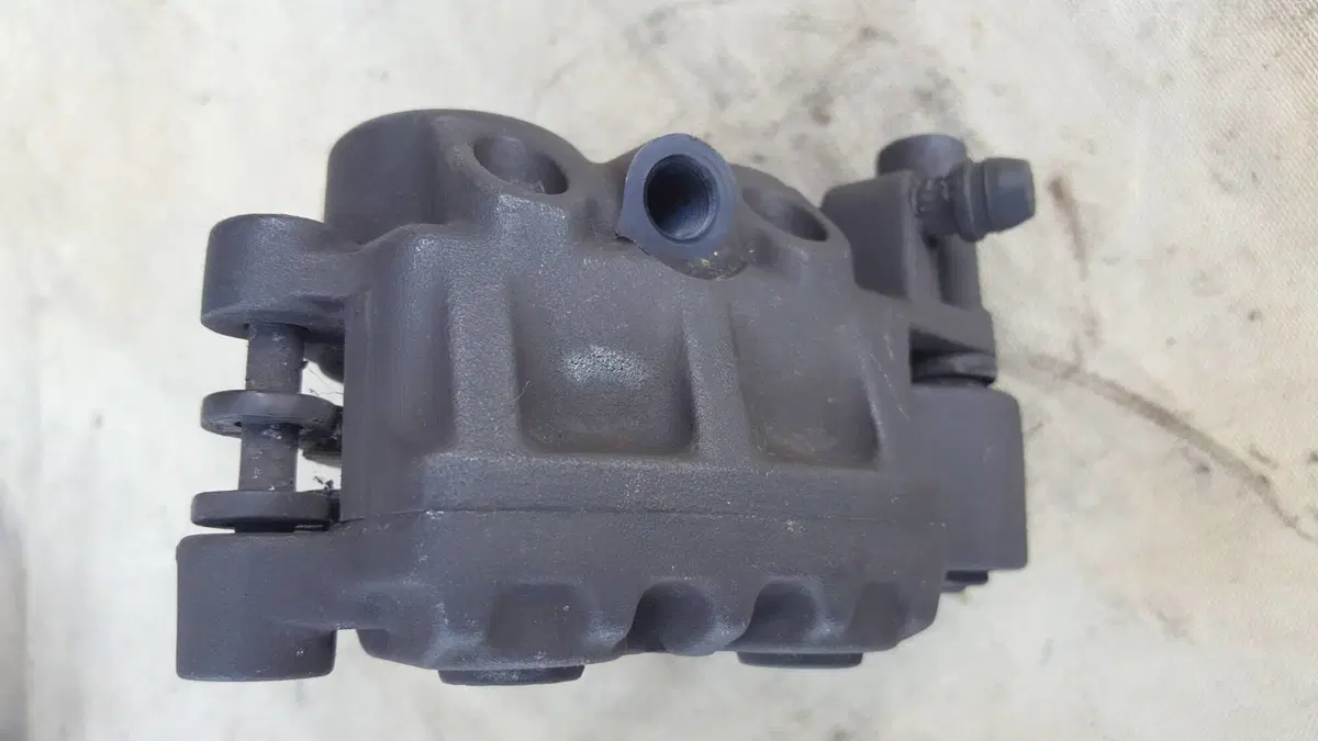 Pinza Freno Anteriore Suzuki (4)