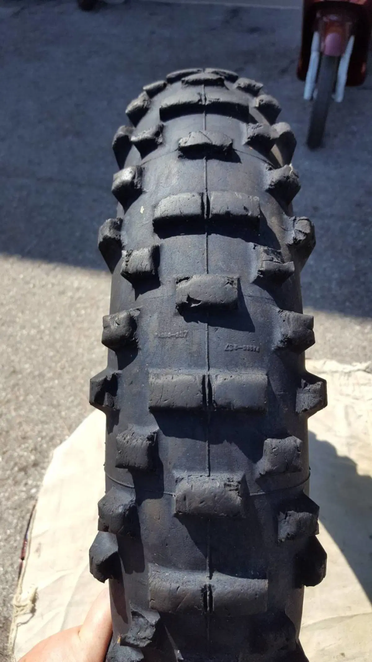Gomma 140/80/18 Enduro Michelin (6)