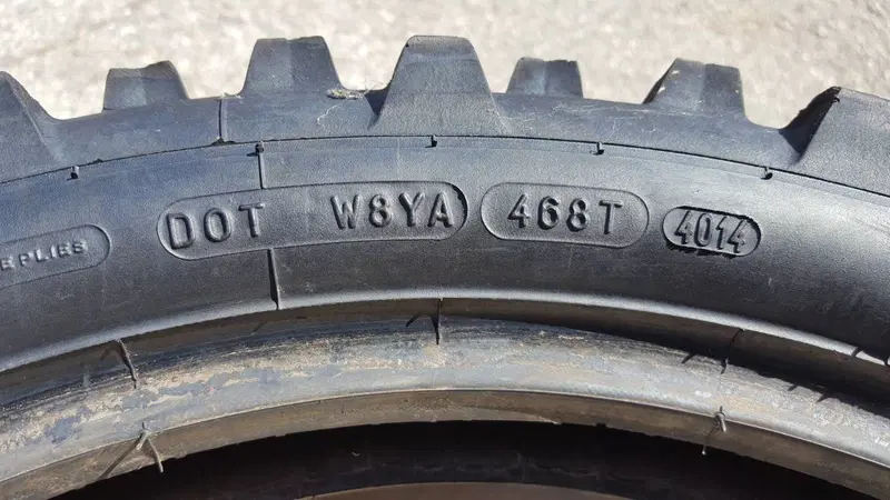 Gomma 140/80/18 Enduro Michelin (5)