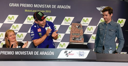 MotoGP 2015. Il trofeo del GP Movistar di Aragón? E' firmato Lorenzo  (8)