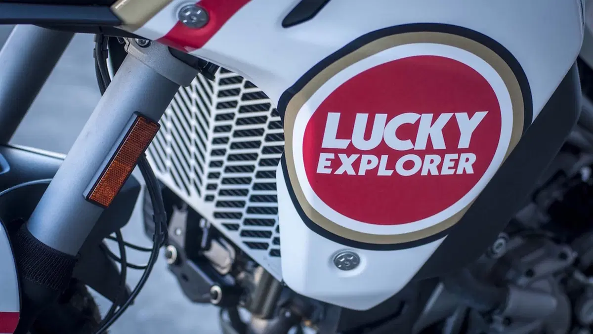 Ducati Multistrada 1200 Eduro "Lucky Strike", nuova livrea dagli USA (9)