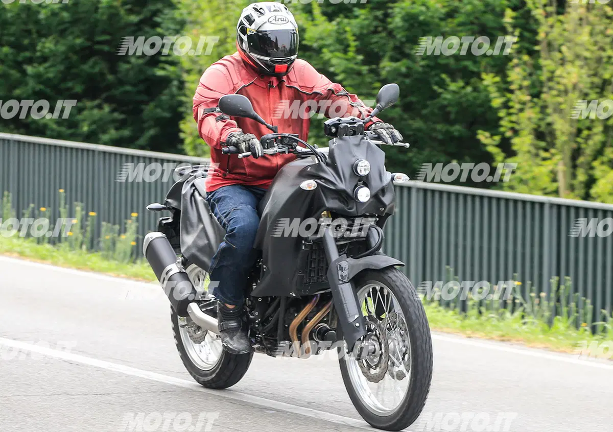 Yamaha T&eacute;n&eacute;r&eacute; 700? Un teaser e la presentazione il 6 settembre