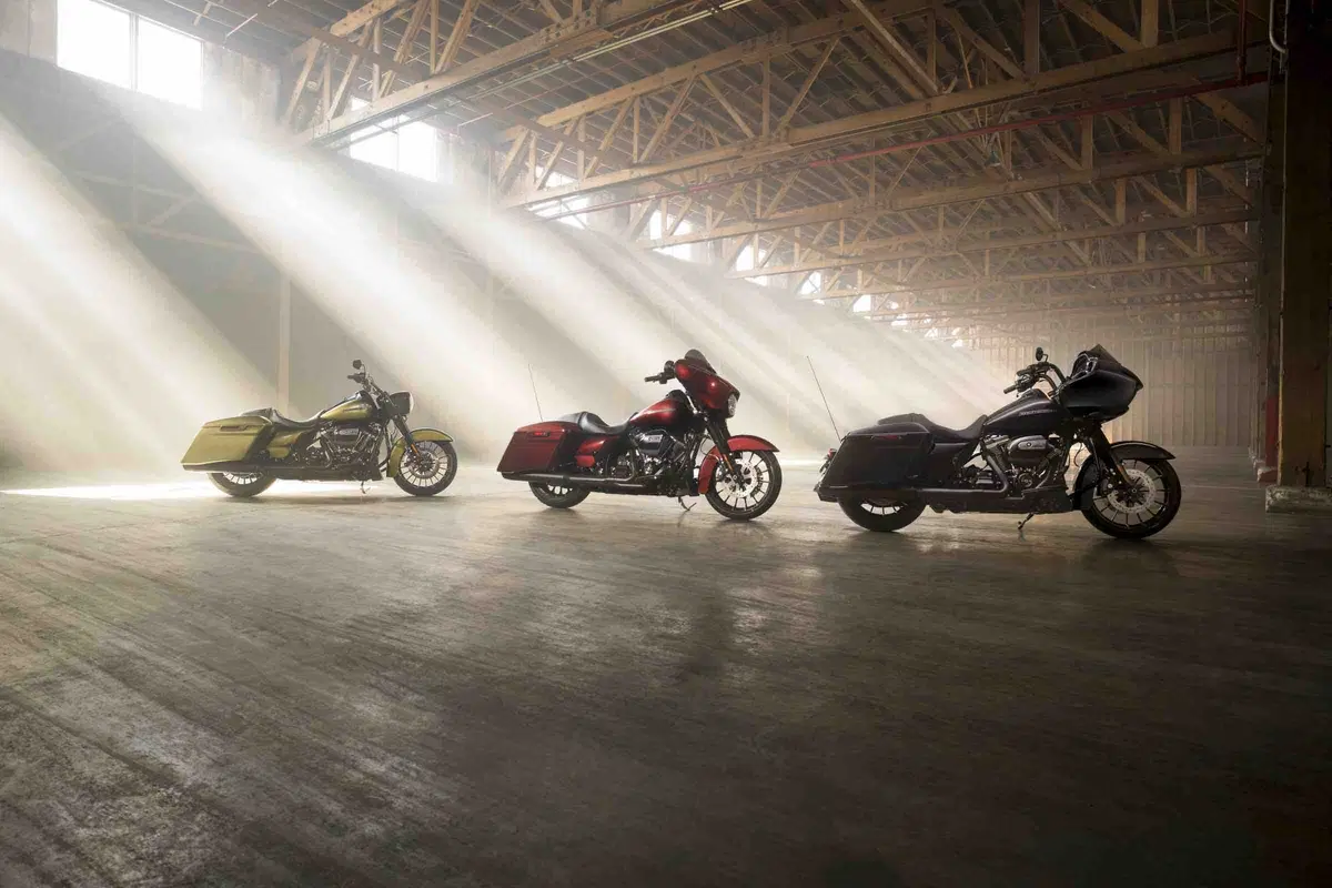 Harley-Davidson 2018: novità 115° Anniversary e 8 nuove Softail (12)