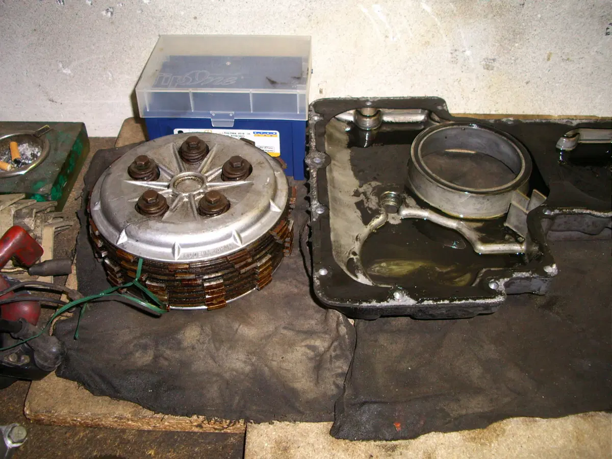 Restaurando, puntata 13: Kawasaki Z 1000 197? (79)