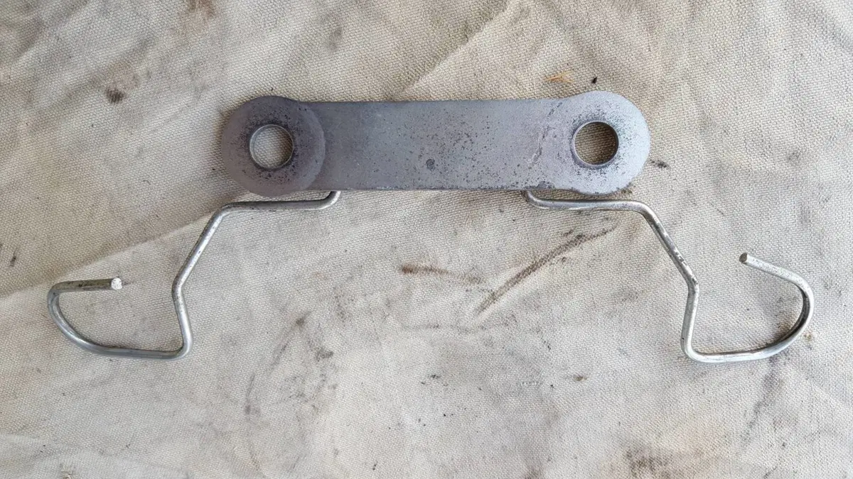 Supporto Cavi Marauder Suzuki (2)
