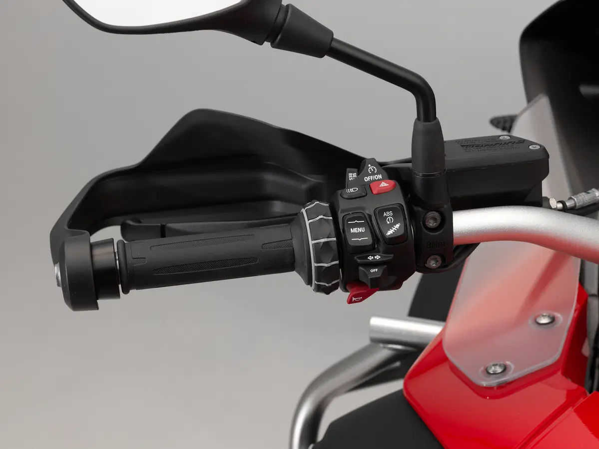 BMW R 1200GS e Adventure 2018: la nuova dotazione (3)