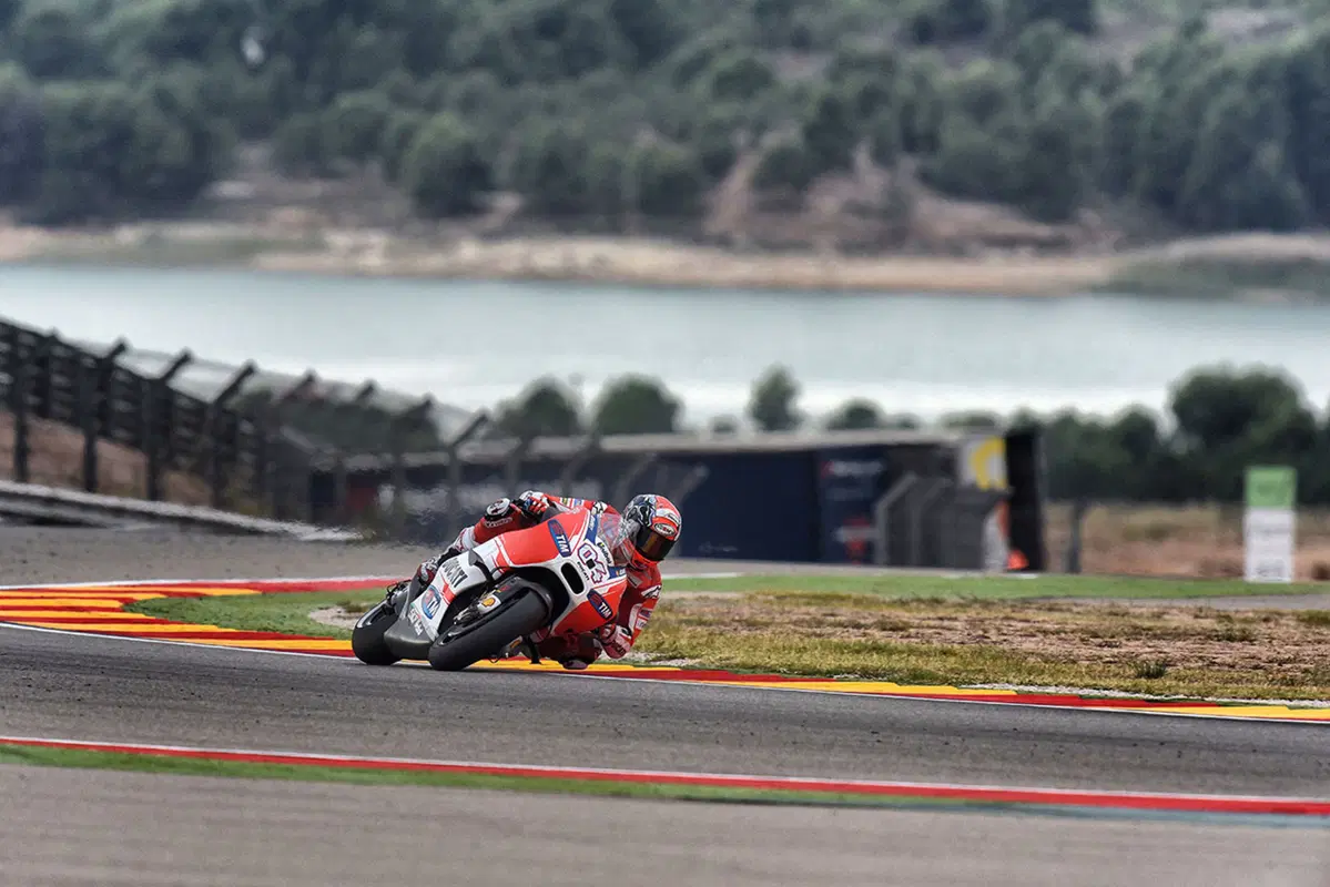 MotoGP, Aragon 2015. Le foto più spettacolari (8)