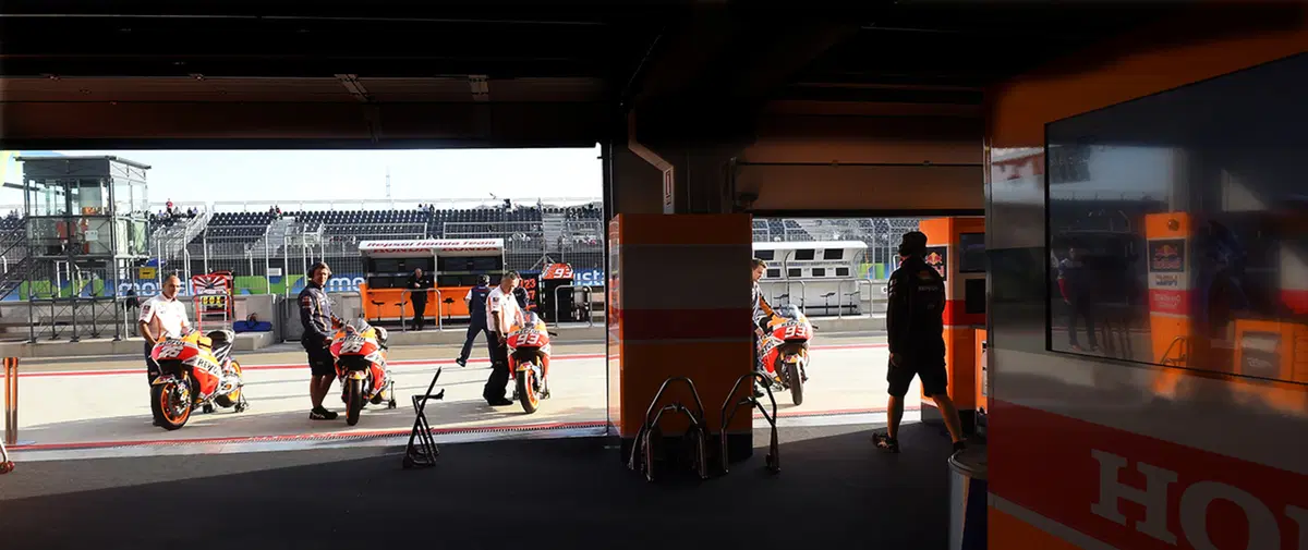MotoGP, Aragon 2015. Le foto più spettacolari (31)