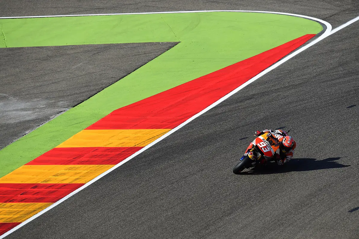 MotoGP, Aragon 2015. Le foto più spettacolari (39)