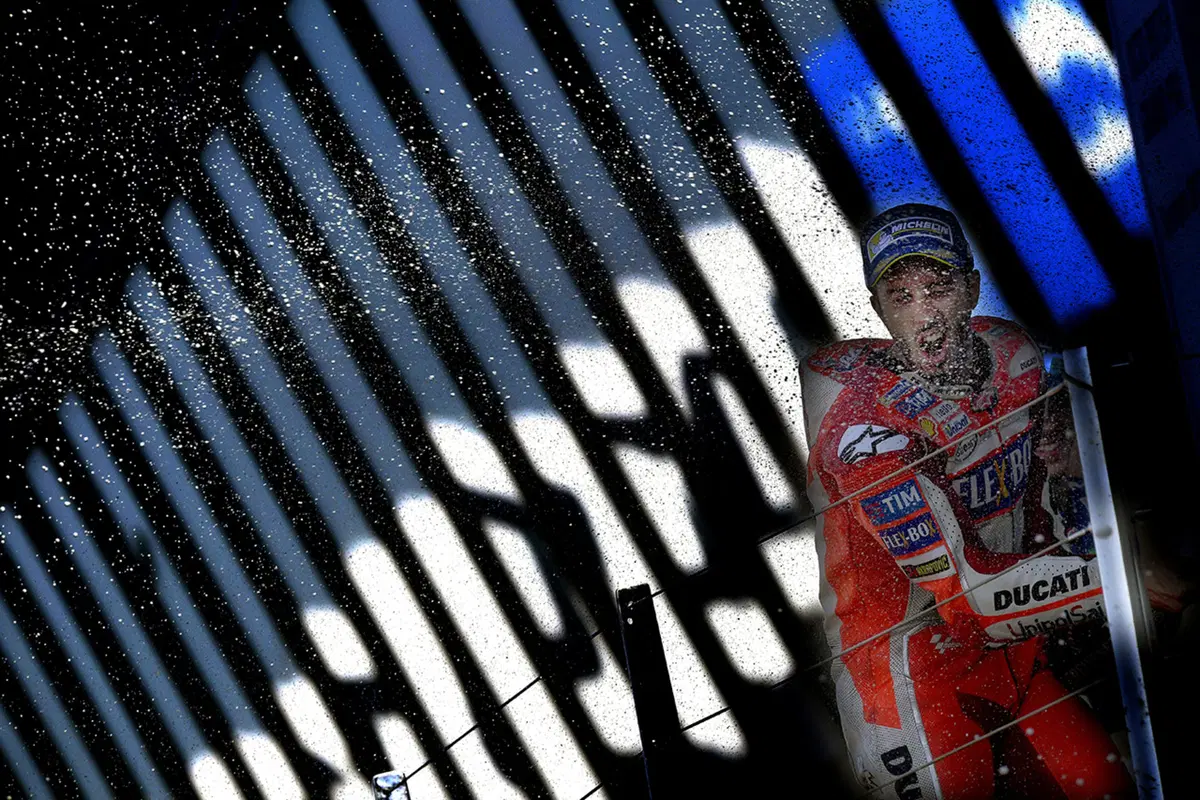 MotoGP 2017. Le foto più spettacolari del GP di Silverstone (3)
