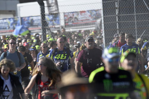 MotoGP 2017. Le foto più spettacolari del GP di Silverstone (9)