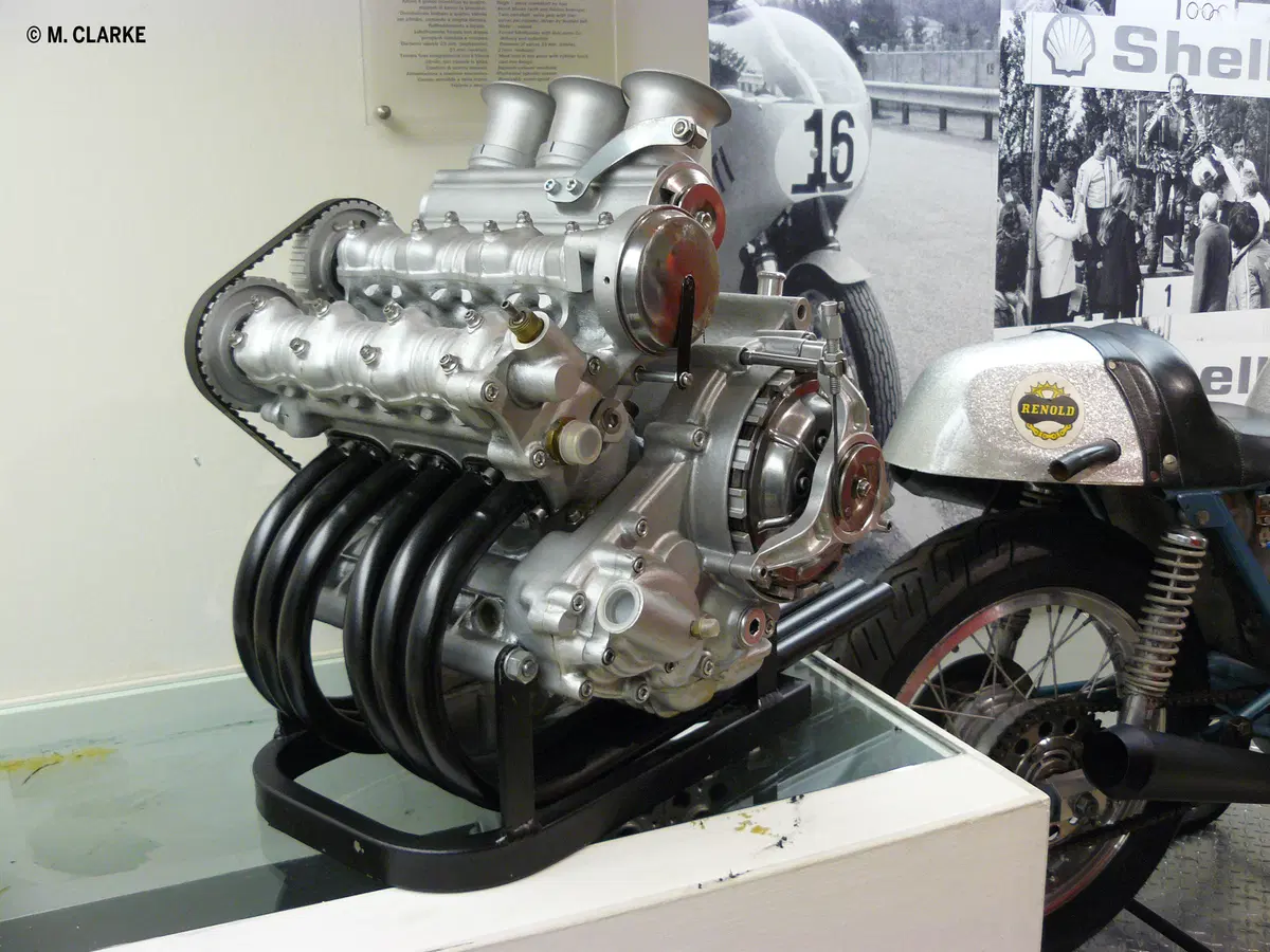 I 3 cilindri quasi Ducati di Borgo Panigale (2)
