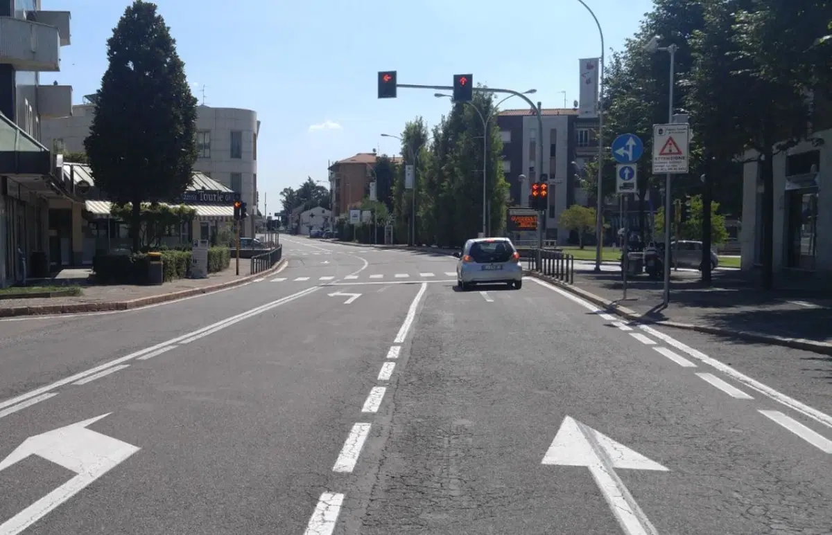 Statale del Sempione: il semaforo, e le multe, della discordia (2)