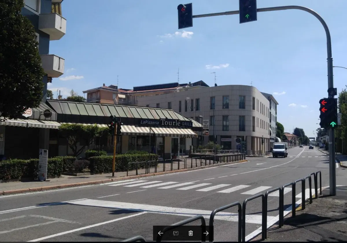 Statale del Sempione: il semaforo, e le multe, della discordia (3)