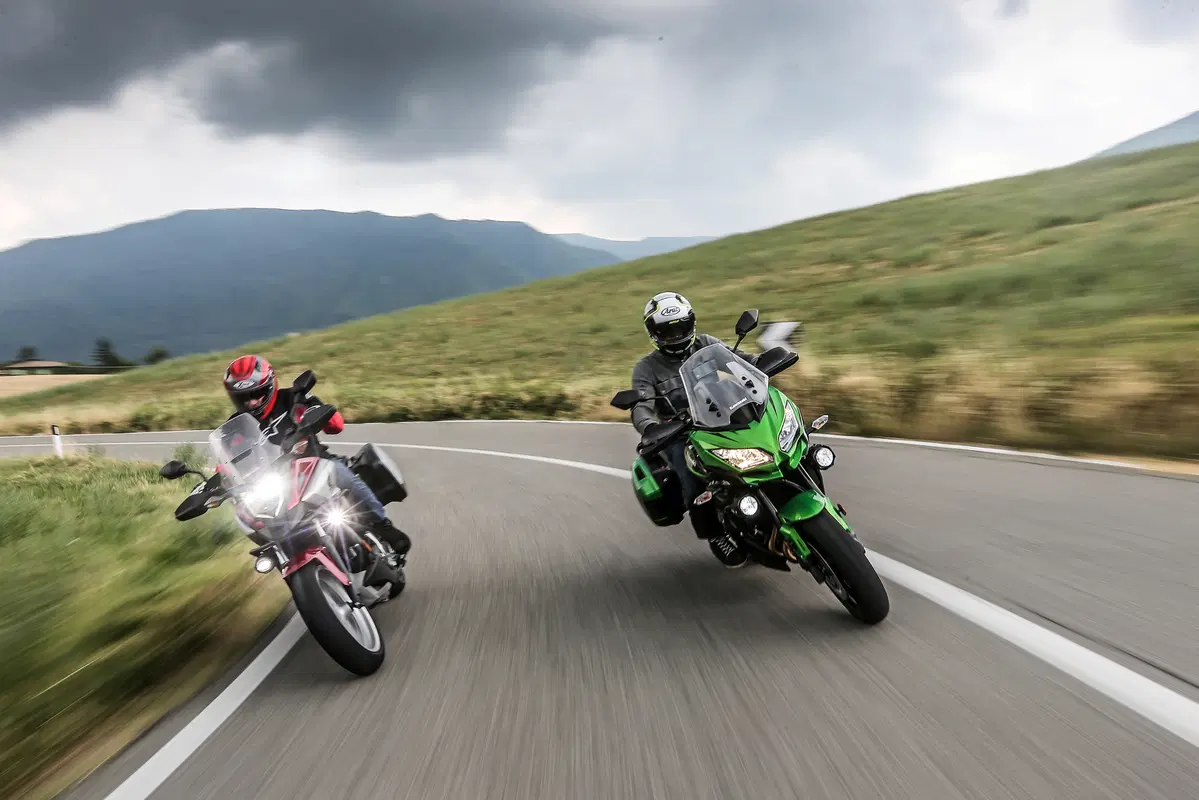 Honda NC 750X DCT vs Kawasaki Versys 650: sfida tra crossover di successo (6)