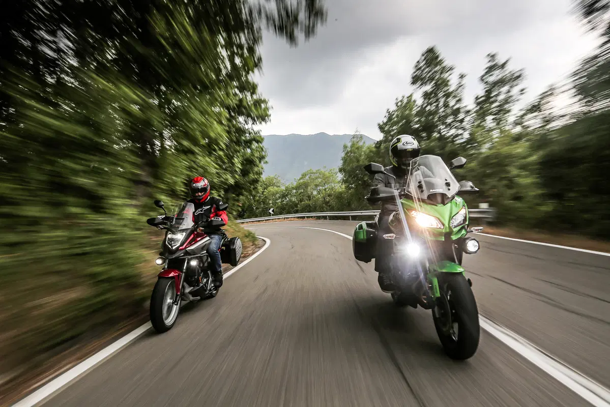 Honda NC 750X DCT vs Kawasaki Versys 650: sfida tra crossover di successo