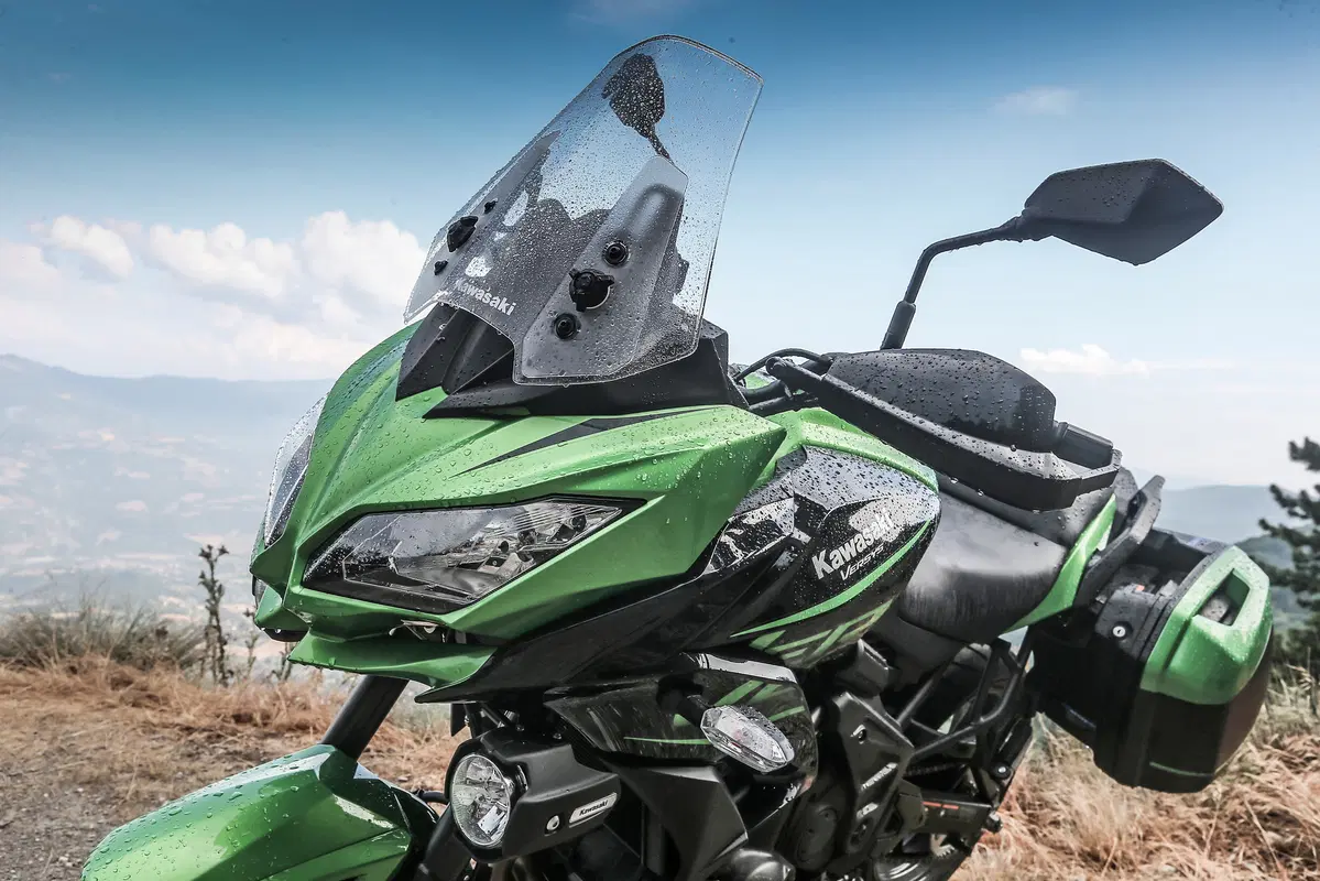 Honda NC 750X DCT vs Kawasaki Versys 650: sfida tra crossover di successo (9)