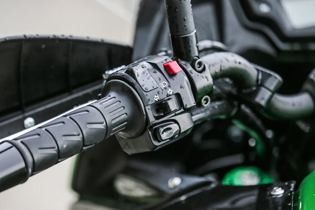 Honda NC 750X DCT vs Kawasaki Versys 650: sfida tra crossover di successo (13)