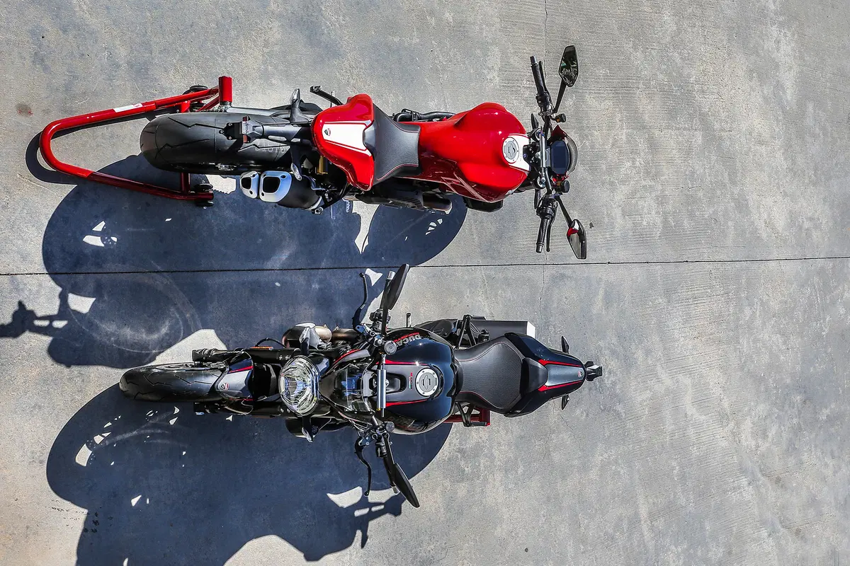  Ducati Monster 1200 R (26)
