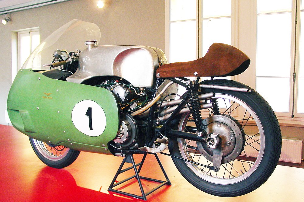 Moto Guzzi 500 Otto cilindri