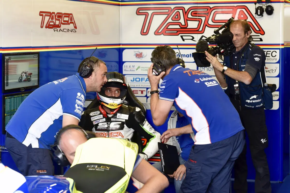Alex De Angelis: 'In Moto2 vanno tutti forte' (7)