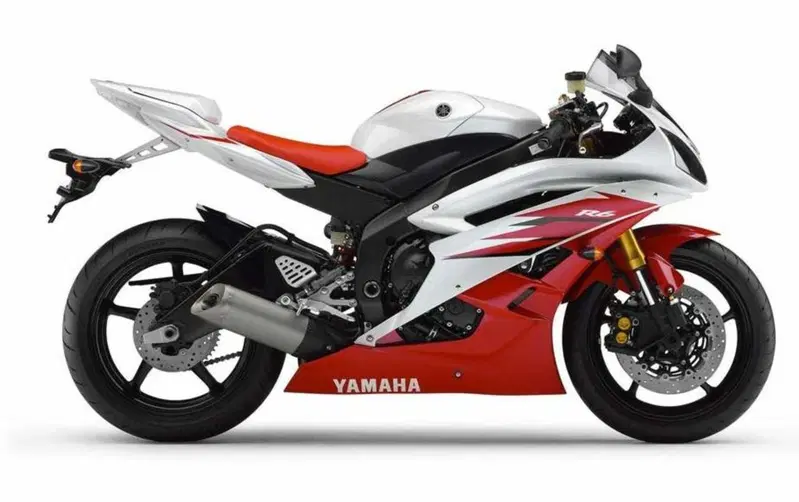 La Yamaha YZF-R6 arrivata nel 2006