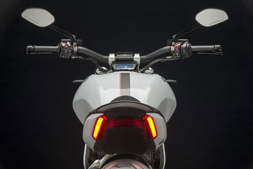 Ducati XDiavel S “Iceberg White” al Faaker See (8)