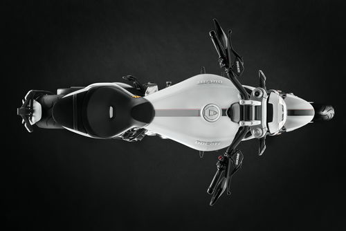 Ducati XDiavel S “Iceberg White” al Faaker See (7)