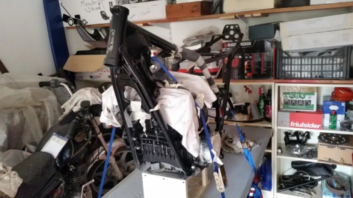 Restaurando fai da te: Kawasaki Z400 J 1981 (17)