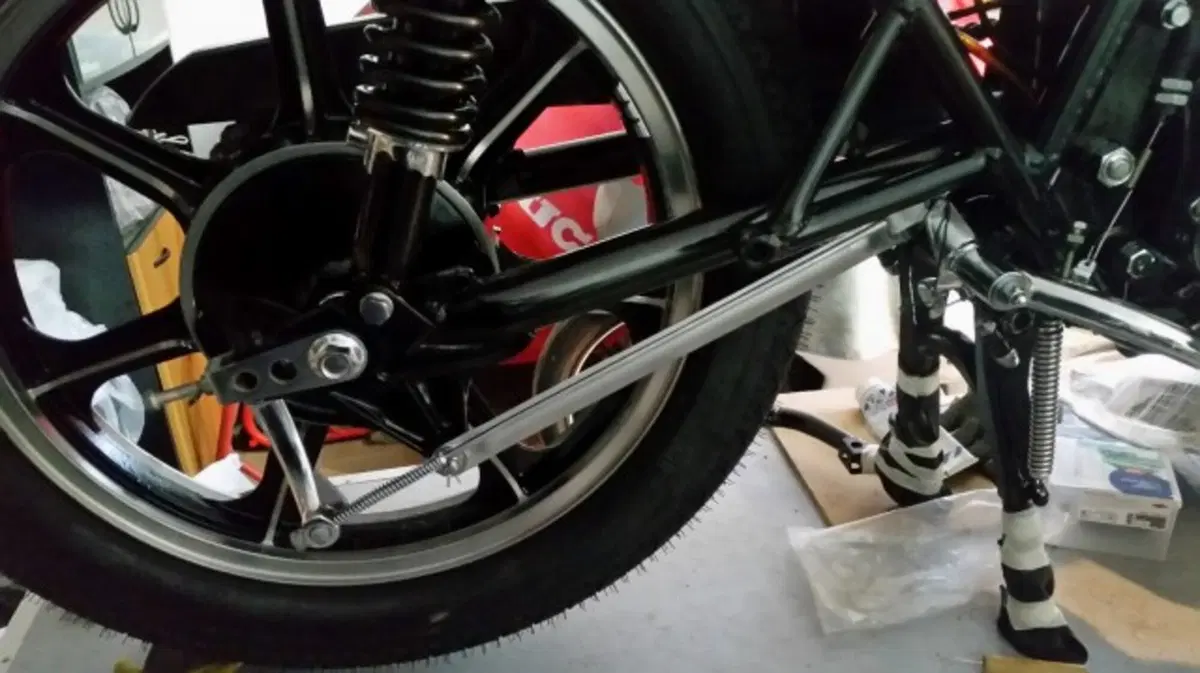 Restaurando fai da te: Kawasaki Z400 J 1981 (36)
