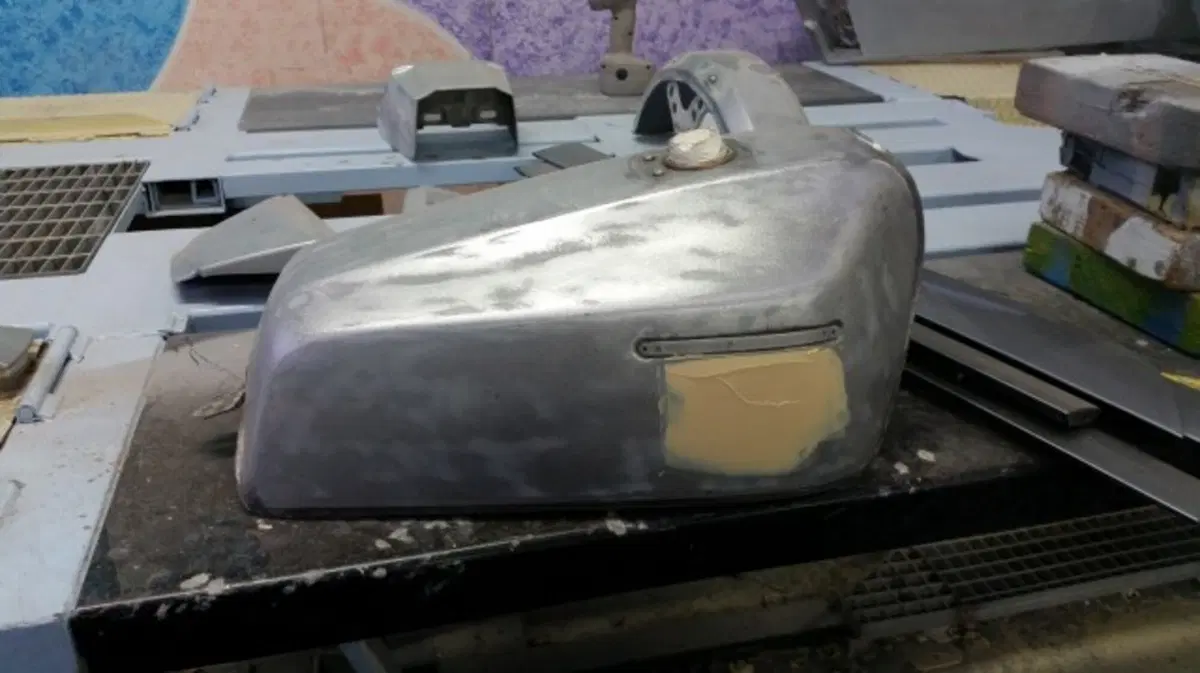 Restaurando fai da te: Kawasaki Z400 J 1981 (50)