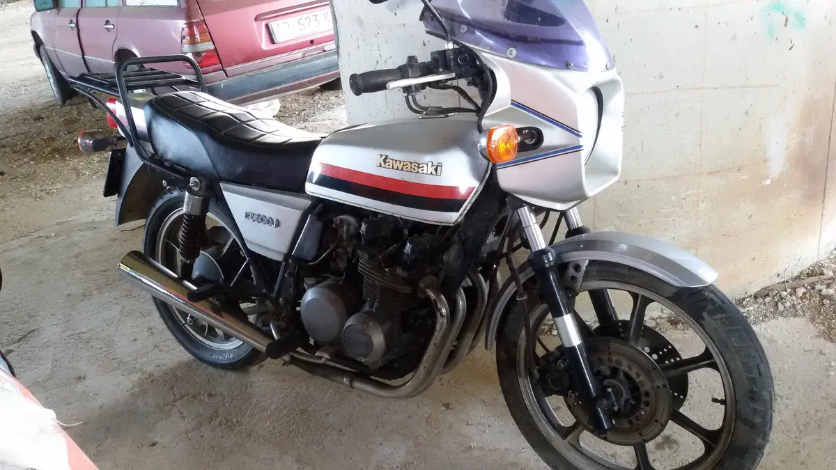 Restaurando fai da te: Kawasaki Z400 J 1981 (2)