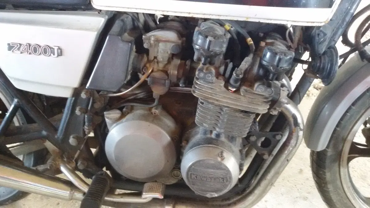 Restaurando fai da te: Kawasaki Z400 J 1981 (3)