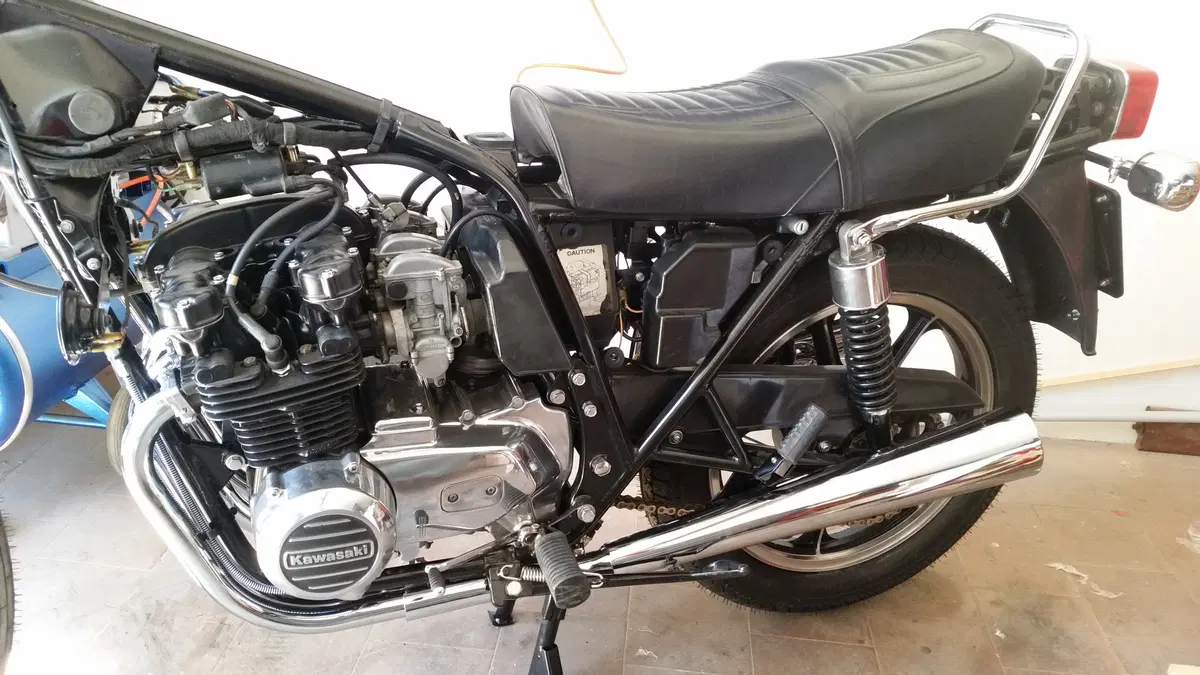 Restaurando fai da te: Kawasaki Z400 J 1981 (65)