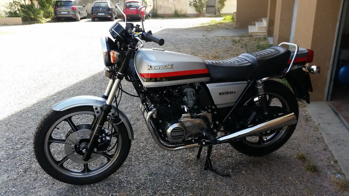 Restaurando fai da te: Kawasaki Z400 J 1981 (68)