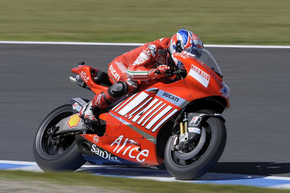 Casey Stoner a Motegi, dove ha conquistato il primo titolo con Ducati