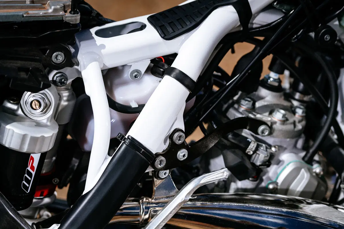 Husqvarna TE 300 TE 300i (2018) (8)