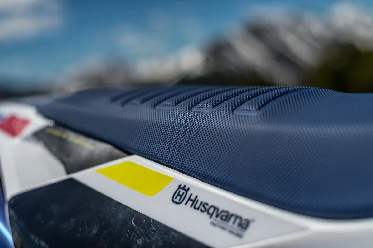 Husqvarna TE 250 TE 250i (2018) (11)