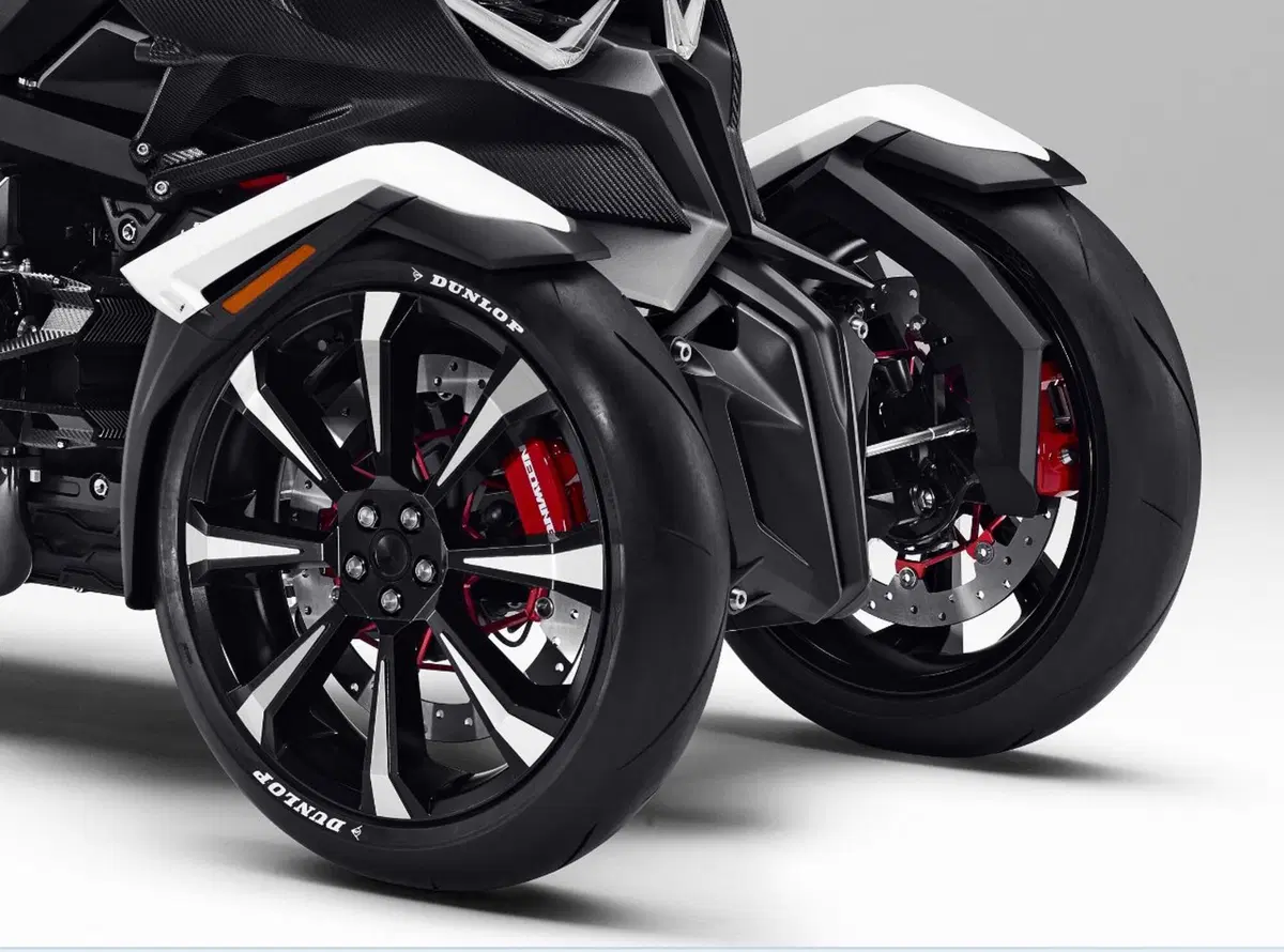 Honda Neowing, rivoluzione a tre ruote