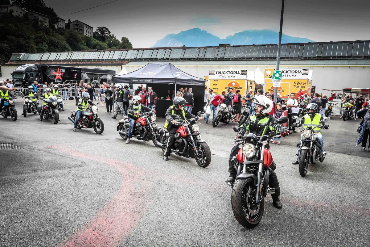 In 15.000 alla Moto Guzzi Open House 2017 (14)