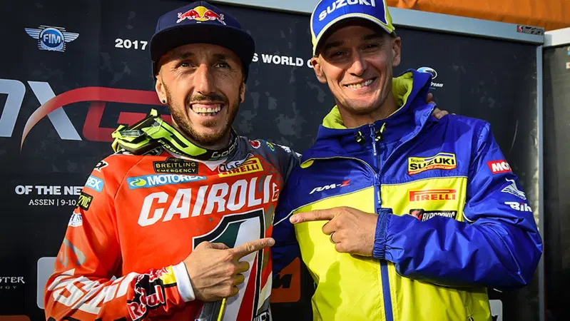 Tony Cairoli&hellip; visto dal paddock