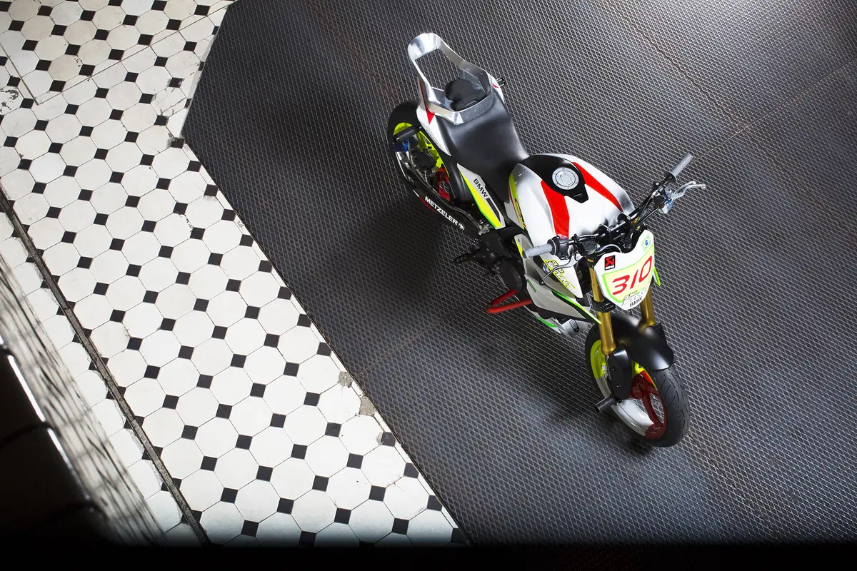 BMW Concept Stunt G 310 (17)