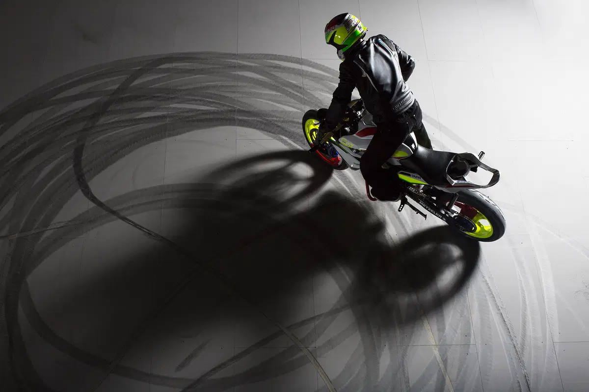 BMW Concept Stunt G 310 (10)