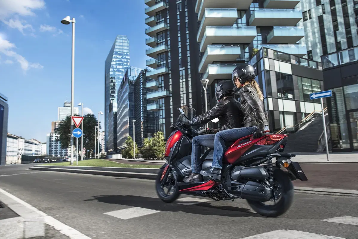 Nuovo Yamaha X-MAX 125 2018 (10)