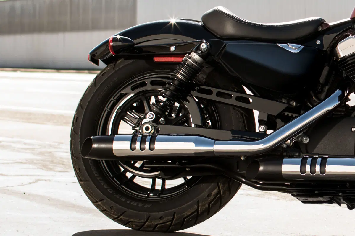 Harley-Davidson Sportster 1200 Forty-Eight (2016 - 20) (2)