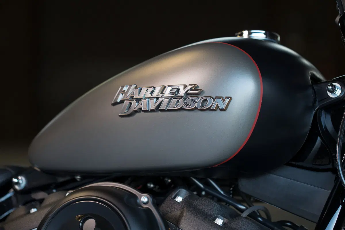 Harley-Davidson Softail 107 Street Bob (2018 - 20) - FXBB (2)