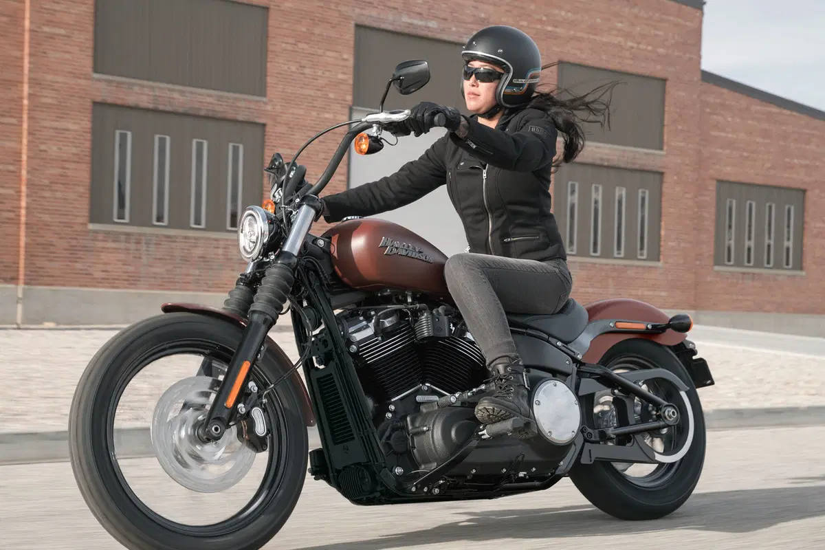 Harley-Davidson Softail 107 Street Bob (2018 - 20) - FXBB (4)