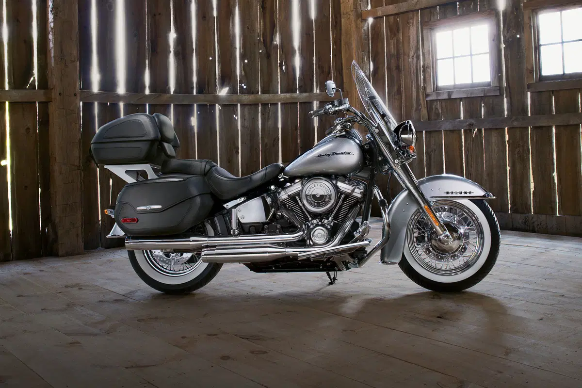 Harley-Davidson Softail 107 Deluxe (2018 - 20) - FLDE (6)