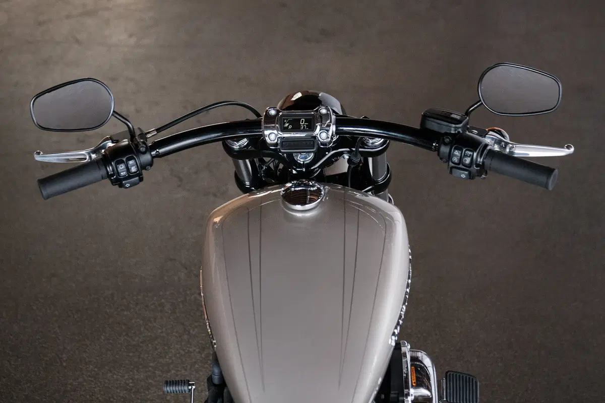 Harley-Davidson Softail 107 Breakout (2018 - 19) - FXBR (4)