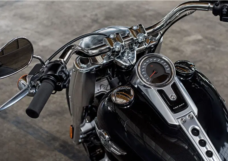 Harley-Davidson Softail 107 Fat Boy (2017 - 20) - FLFB (3)